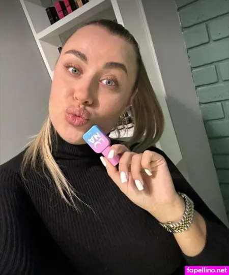 Stellamooon OnlyFans Thumbnail #nGuHqOIola