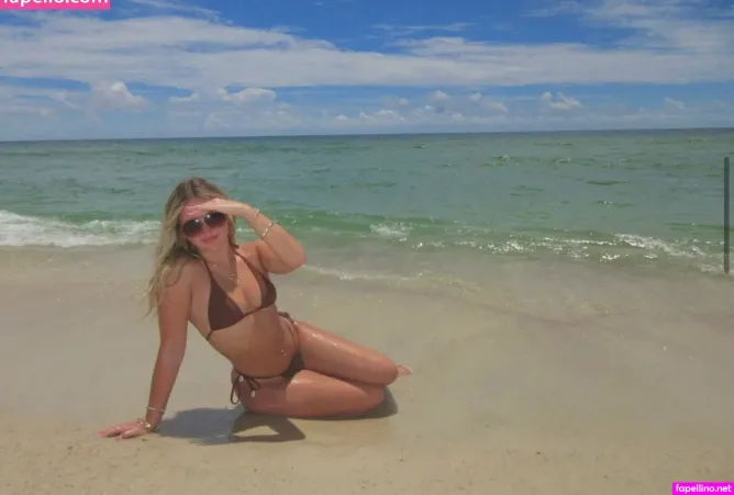 Stellaraeeee OnlyFans Thumbnail #9Y45sD18qL