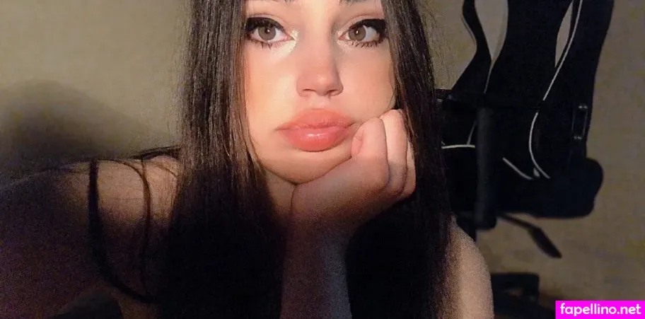 Stellaruu OnlyFans Thumbnail #Vyl4ZLP5tW