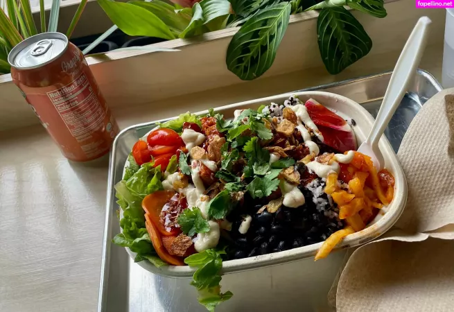 Stellasweeney OnlyFans Thumbnail #UtVjm5tsC6