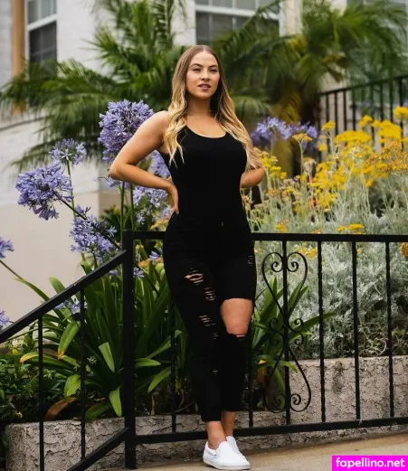 Stellita OnlyFans Thumbnail #Osxk49Ho8K
