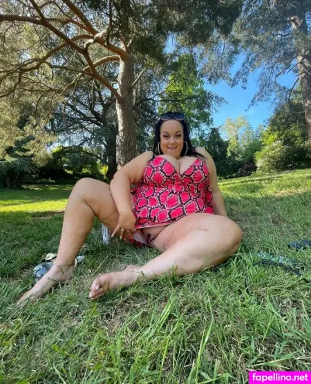 Step Mom J OnlyFans Thumbnail #bZW9f6LjKk