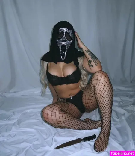 Stepbackbarbie OnlyFans Thumbnail #0BXaCs5dnT