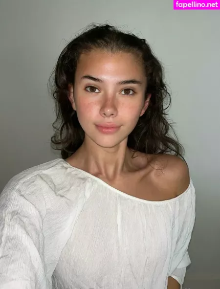 Stepdaughter18 OnlyFans Thumbnail #524Vwtwmz7