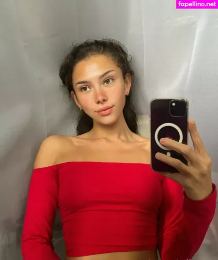 Stepdaughter18 OnlyFans Thumbnail #9TKsA0qhts