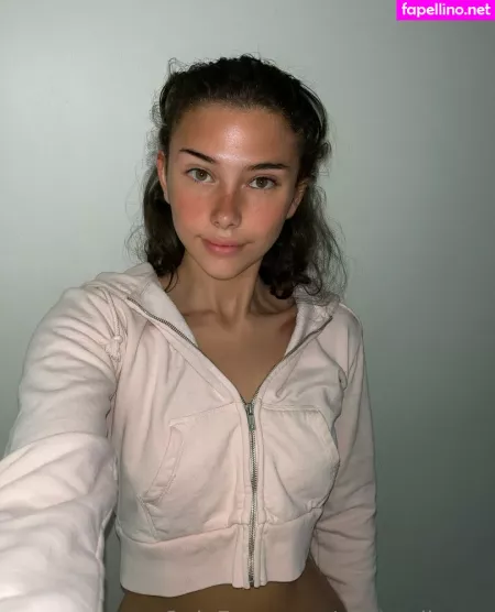 Stepdaughter18 OnlyFans Thumbnail #Sqx1u29d1c