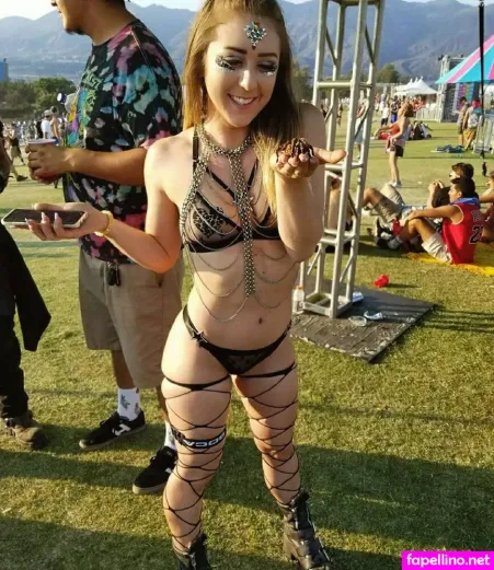 Steph Meyers Main Profile Photo