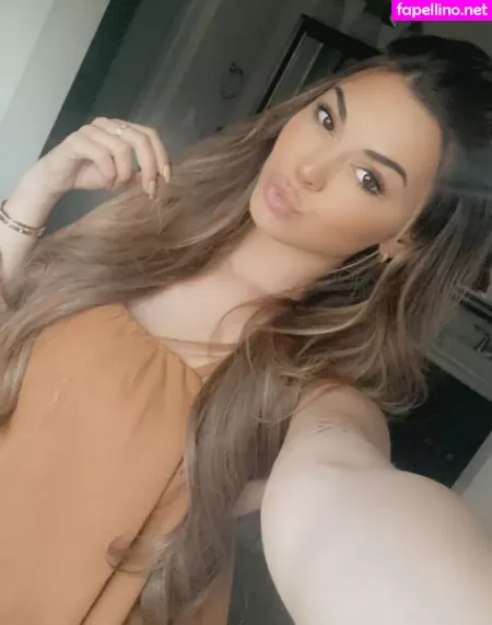 Steph Pappas OnlyFans Thumbnail #1G40DRu1Ye