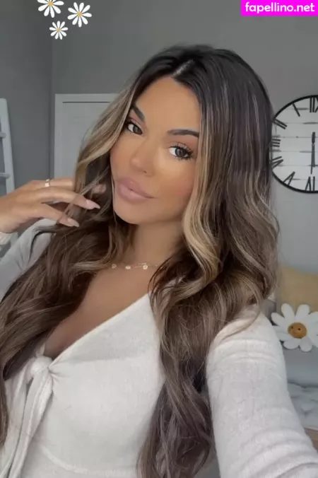 Steph Pappas OnlyFans Thumbnail #lBGlzvvxmK