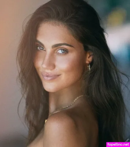 Steph Rayner Main Profile Photo