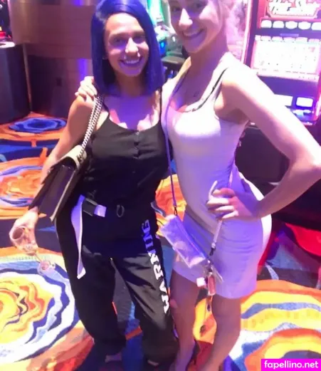 Stephanie Adele OnlyFans Thumbnail #VdLbLLl8xB