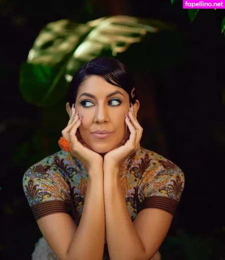 Stephanie Beatriz OnlyFans Thumbnail #CXh8CaOMOO