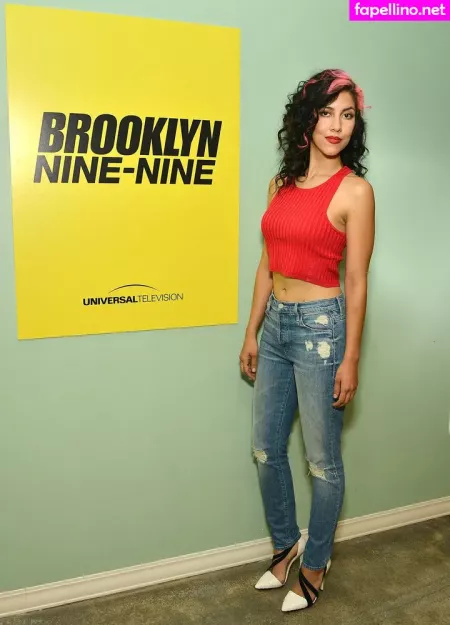Stephanie Beatriz OnlyFans Thumbnail #RwdWitBi7y
