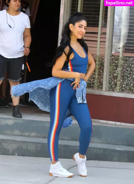 Stephanie Beatriz OnlyFans Thumbnail #V1TIaPspNx