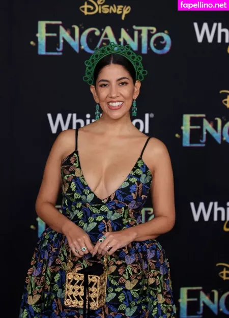 Stephanie Beatriz OnlyFans Thumbnail #bcmG1CDm1Q