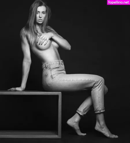 Stephanie Bunting OnlyFans Thumbnail #dHULp5aOws