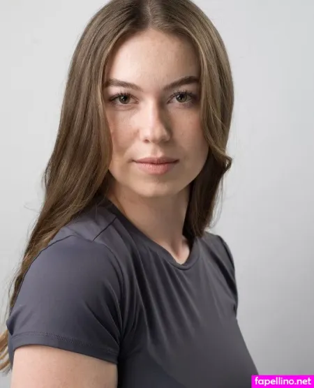 Stephanie Cox OnlyFans Thumbnail #4yubfoXLVo