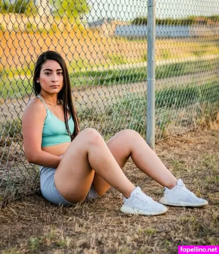 Stephanie Fanelle OnlyFans Thumbnail #gVRKGnzpTT