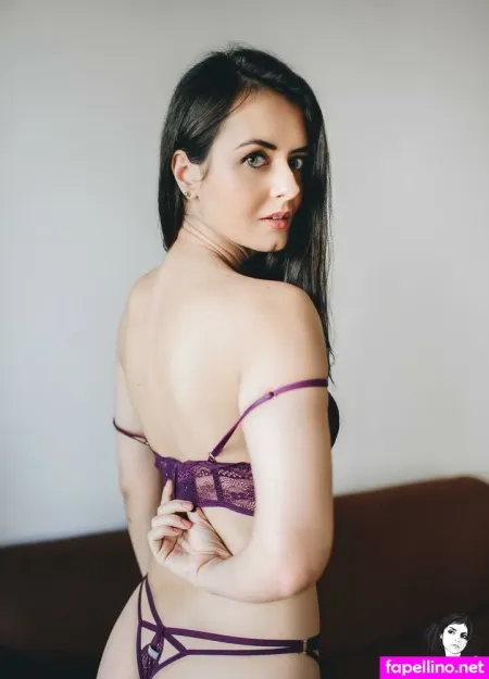 Stephanie Gomes OnlyFans Thumbnail #qacGsBQXiS