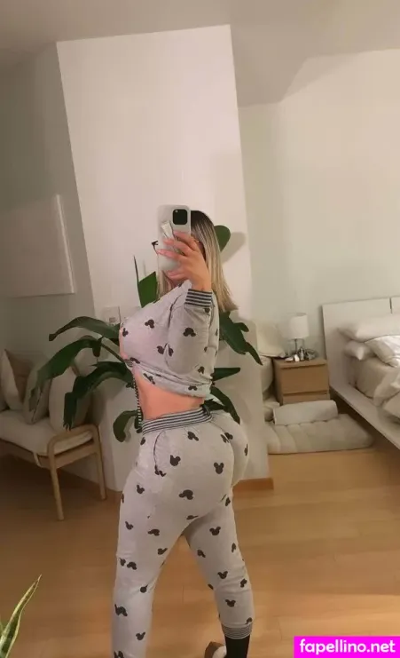 Stephanie Guizar OnlyFans Thumbnail #r8j0TlXsea