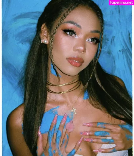 Stephanie Hikaru OnlyFans Thumbnail #2JkUDpmv4n