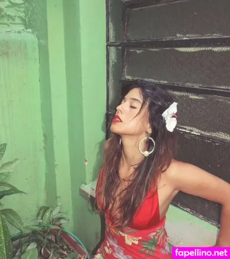 Stephanie Ilha OnlyFans Thumbnail #kIkNyxfwGL