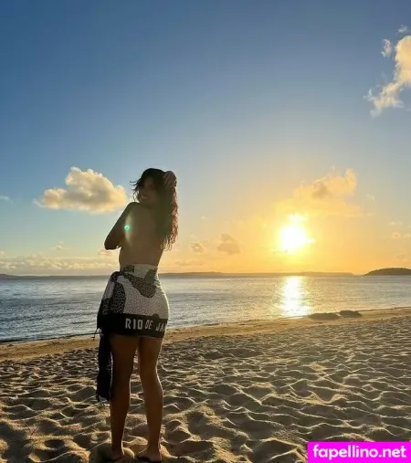 Stephanie Ilha OnlyFans Thumbnail #takix8nbg0