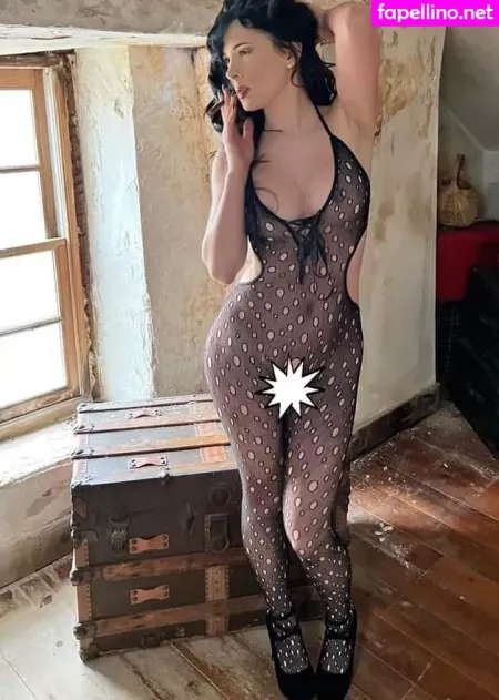Stephanie Lauren OnlyFans Thumbnail #HEDpXrugdk