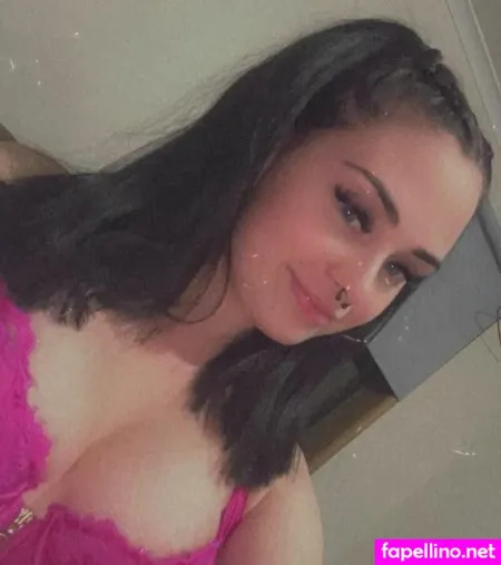 Stephanie Lee Edwards OnlyFans Thumbnail #X5hAdIgCzL