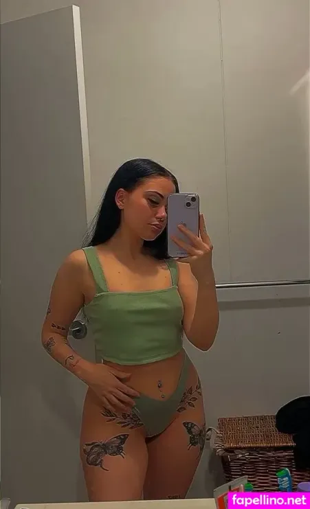 Stephanie Lee Edwards OnlyFans Thumbnail #dGHyWdakIb