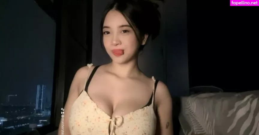 Stephanie Lee OnlyFans Thumbnail #QSiCMk2Dqy
