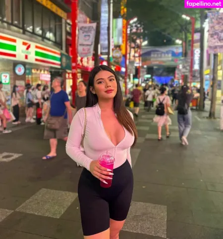 Stephanie Licas OnlyFans Thumbnail #Zr1KY8aee4