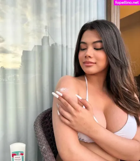 Stephanie Licas OnlyFans Thumbnail #uqraWsm0Vl