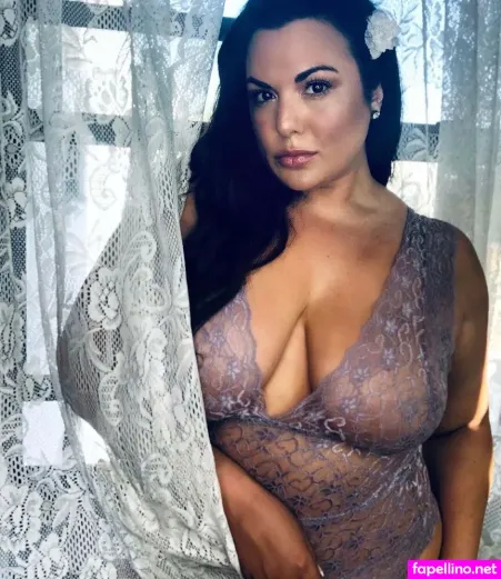 Stephanie Mallick 1 OnlyFans Thumbnail #sgv5GwMrzz