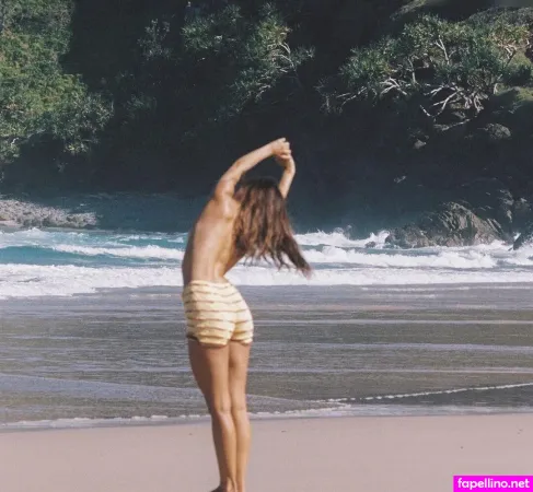 Stephanie Mandich OnlyFans Thumbnail #eCHH3lBNwK