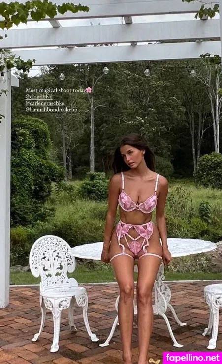 Stephanie Mandich OnlyFans Thumbnail #gNeRHWJZWx