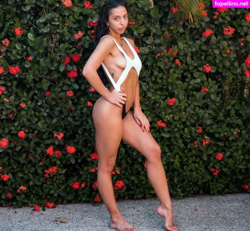 Stephanie Marieotto OnlyFans Thumbnail #khtXmV8FWN