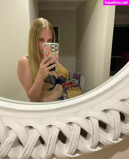 Stephanie Miller OnlyFans Thumbnail #9KZ86pMDsB