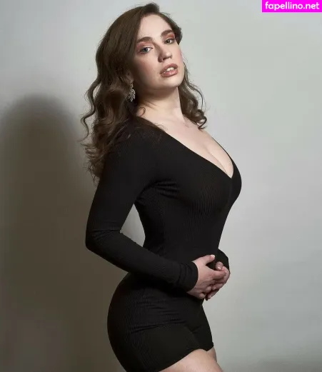 Stephanie Oustalet OnlyFans Thumbnail #VE55Eo7Mof