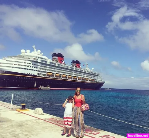 Stephanie Perez OnlyFans Thumbnail #1KFJ4glyye