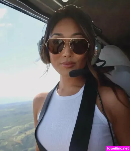 Stephanie Ro OnlyFans Thumbnail #POmP0eUfEd