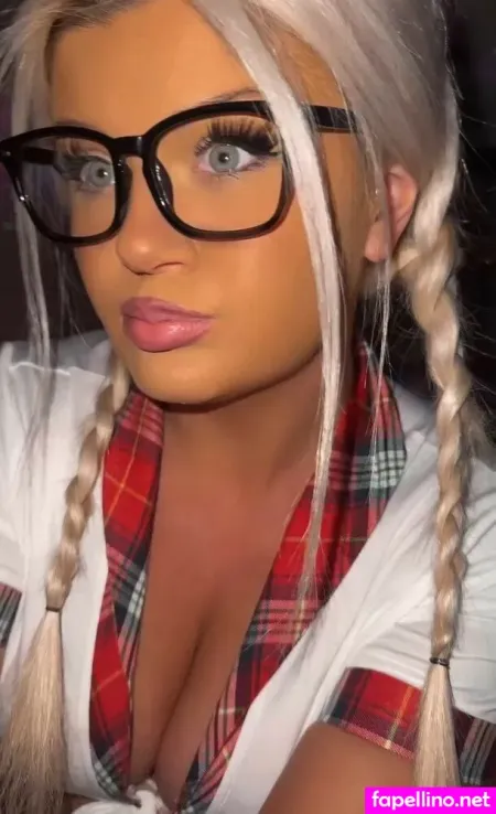 Stephanie Sampson OnlyFans Thumbnail #htOtIw6grY