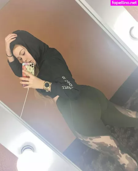Stephanie Scarleth OnlyFans Thumbnail #8fmBkvCpTV