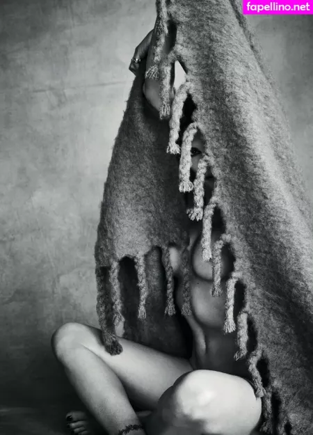 Stephanie Seymour OnlyFans Thumbnail #bOPu5dSghJ