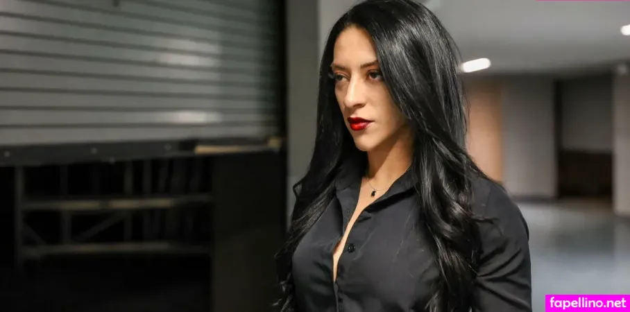 Stephanie Vaquer OnlyFans Thumbnail #YrzjX4mecs