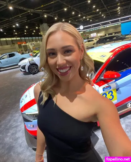 Stephanie Wade OnlyFans Thumbnail #tWy7h34PpJ