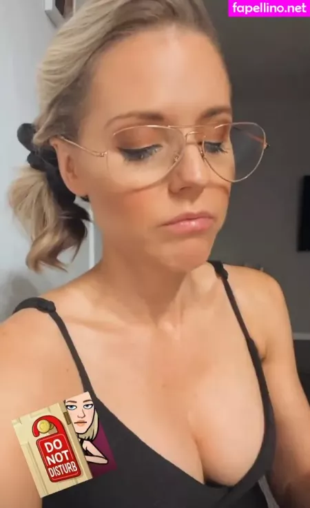 Stephanie Waring OnlyFans Thumbnail #fZhac54sp1