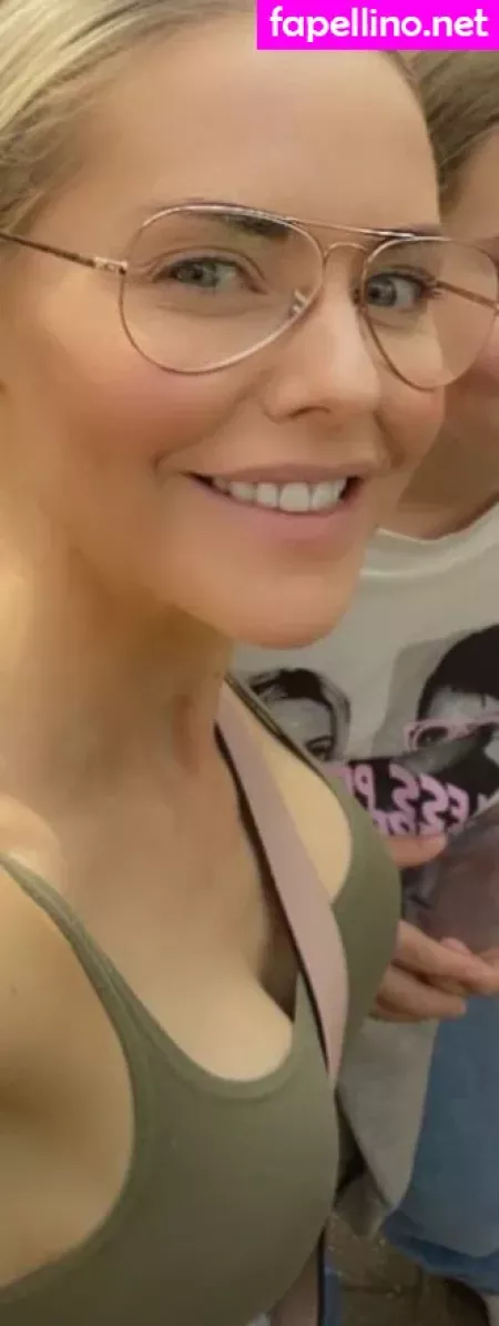 Stephanie Waring OnlyFans Thumbnail #uyLuJO0X9s
