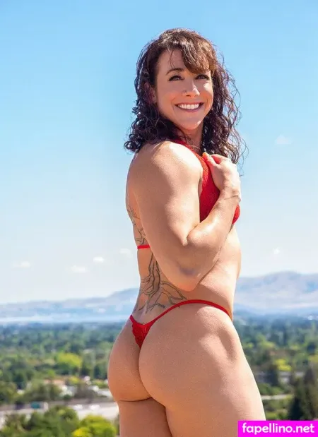 Stephanie Watts OnlyFans Thumbnail #JnKsq44ahb