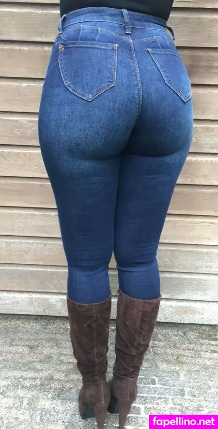 Stephanie Wolf OnlyFans Thumbnail #g8gvhnZ4oz